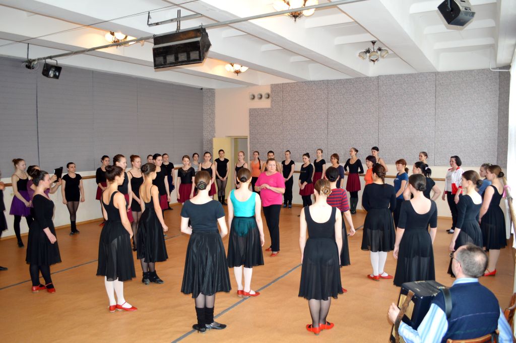 В Астрахани состоится мастер-класс по народному танцу