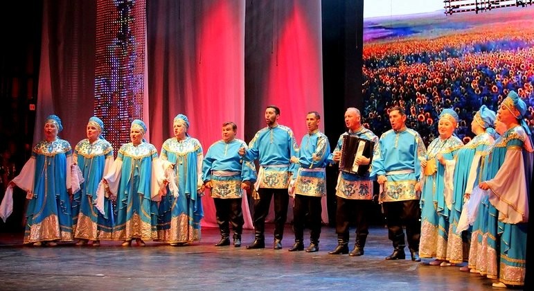 Астраханцы приняли участие в межрегиональном фестивале «Народов Дона дружная семья»