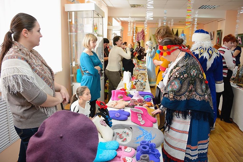В Астрахани пройдет выставка-ярмарка новогодних подарков «Елкин базар»