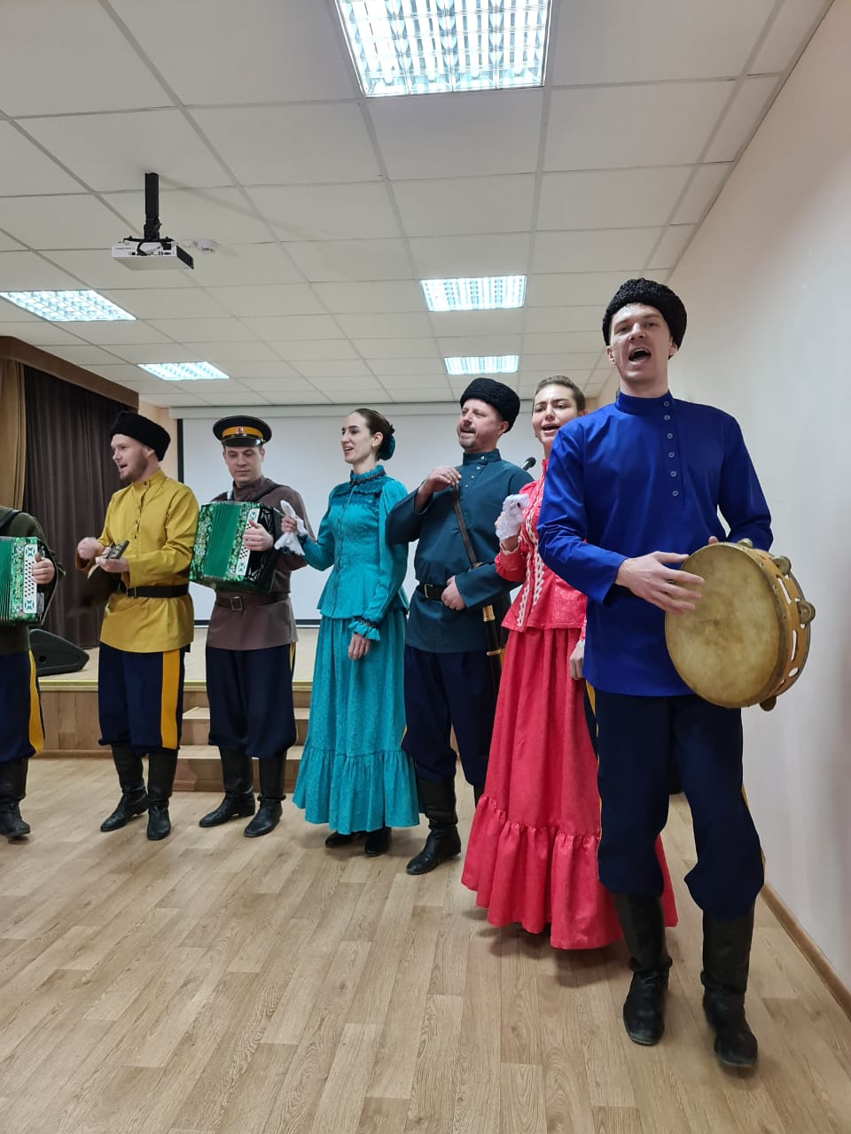 В Доме дружбы прошёл концерт в честь воссоединения Крыма с Россией