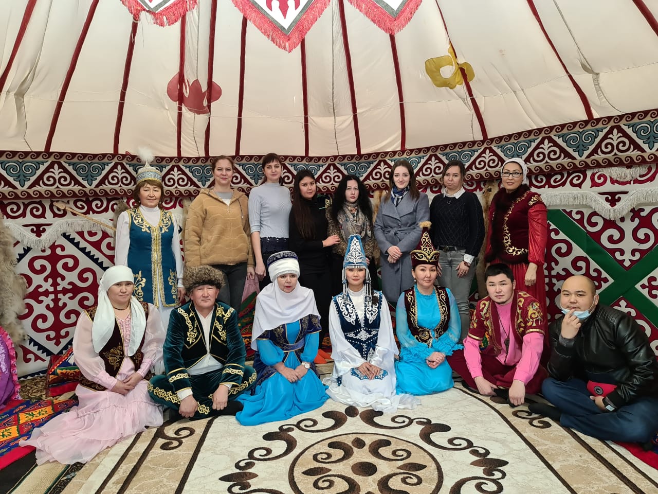 В Школе национальных культур изучили культуру казахских и калмыцких народов