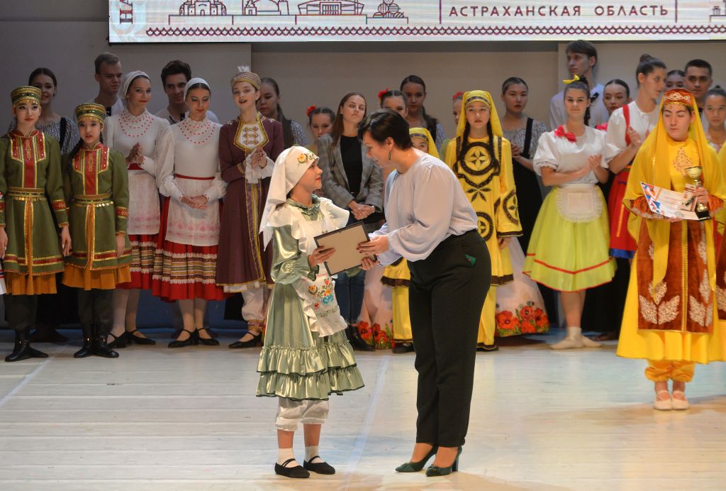 В Астрахани завершился международный конкурс «Народные узоры»