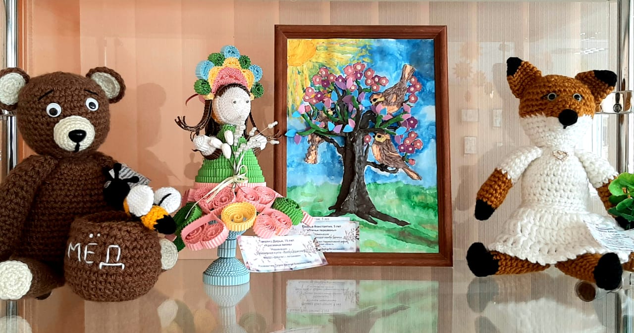 В Астраханской области стартовал конкурс детского творчества «Фантазии весны»