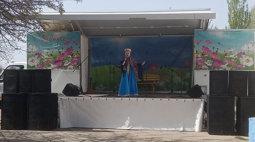 Центр народной культуры дал концерт для беженцев из Донбасса