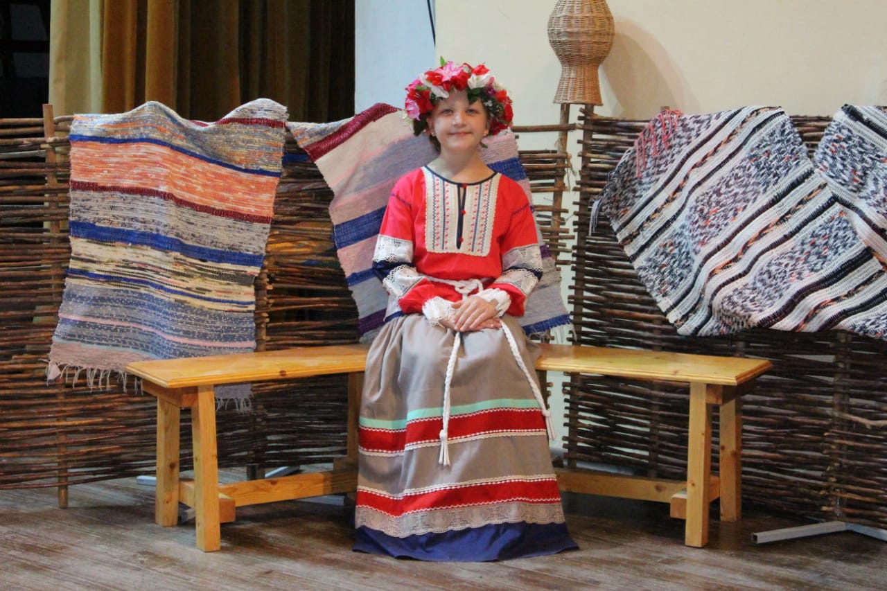 Вероника Пичугова будет представлять Астраханскую область на Всероссийской детской Фольклориаде