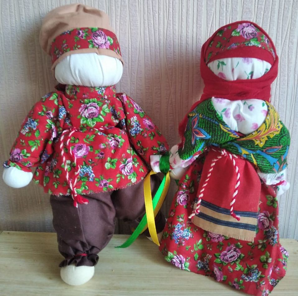 Мастер из Волгограда проведет для астраханцев мастер-класс по изготовлению народной куклы