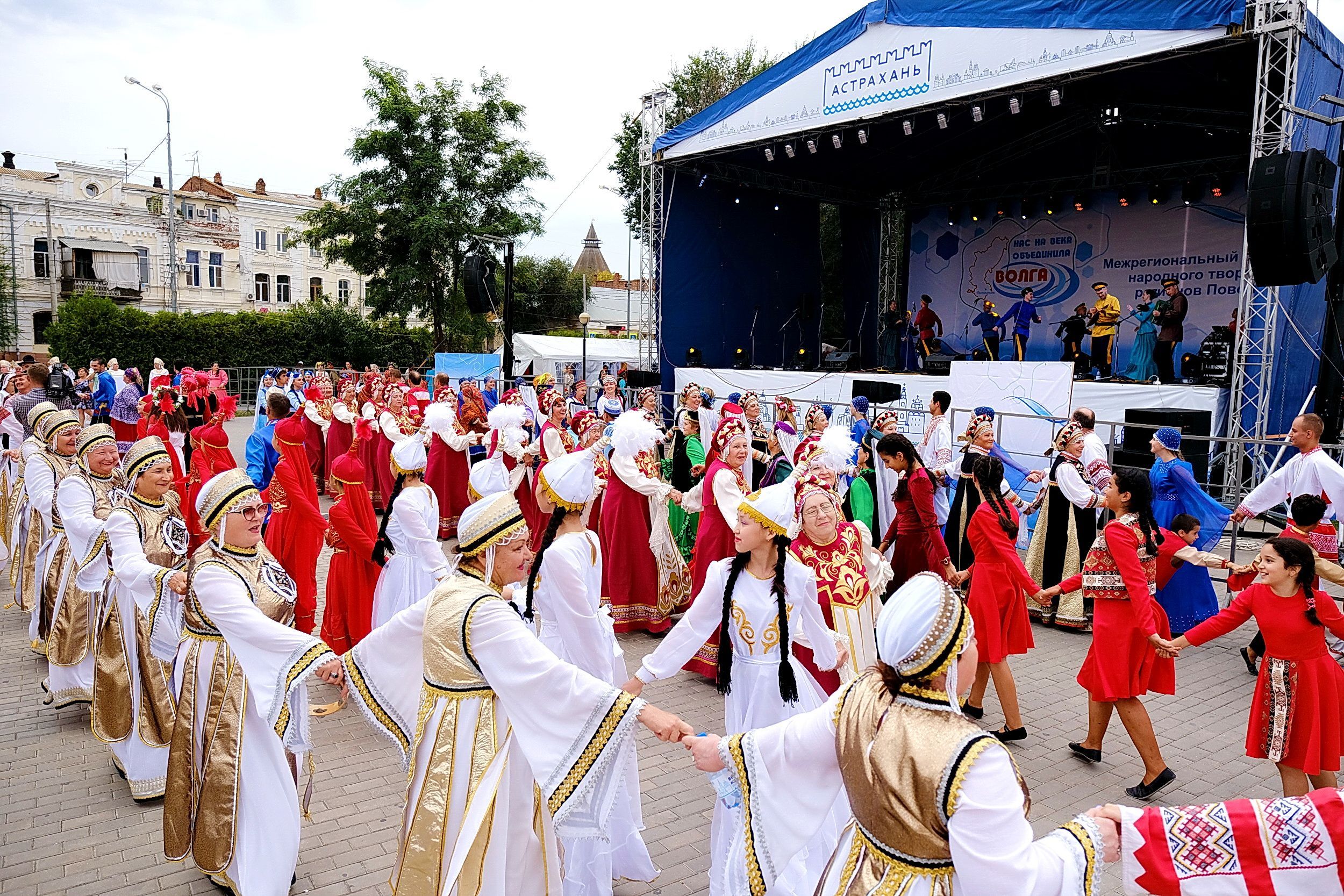 Открытие фестиваля «Нас на века объединила Волга» состоится на Центральной набережной реки Волга