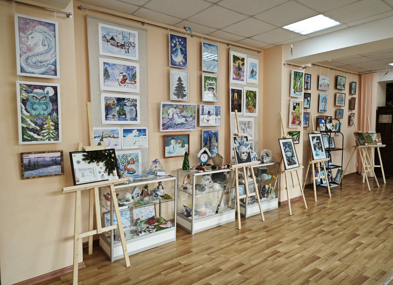 В Доме ремесел открылась выставка «Зимние узоры России»